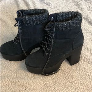 Black Ankle Bootie Platforms 8W